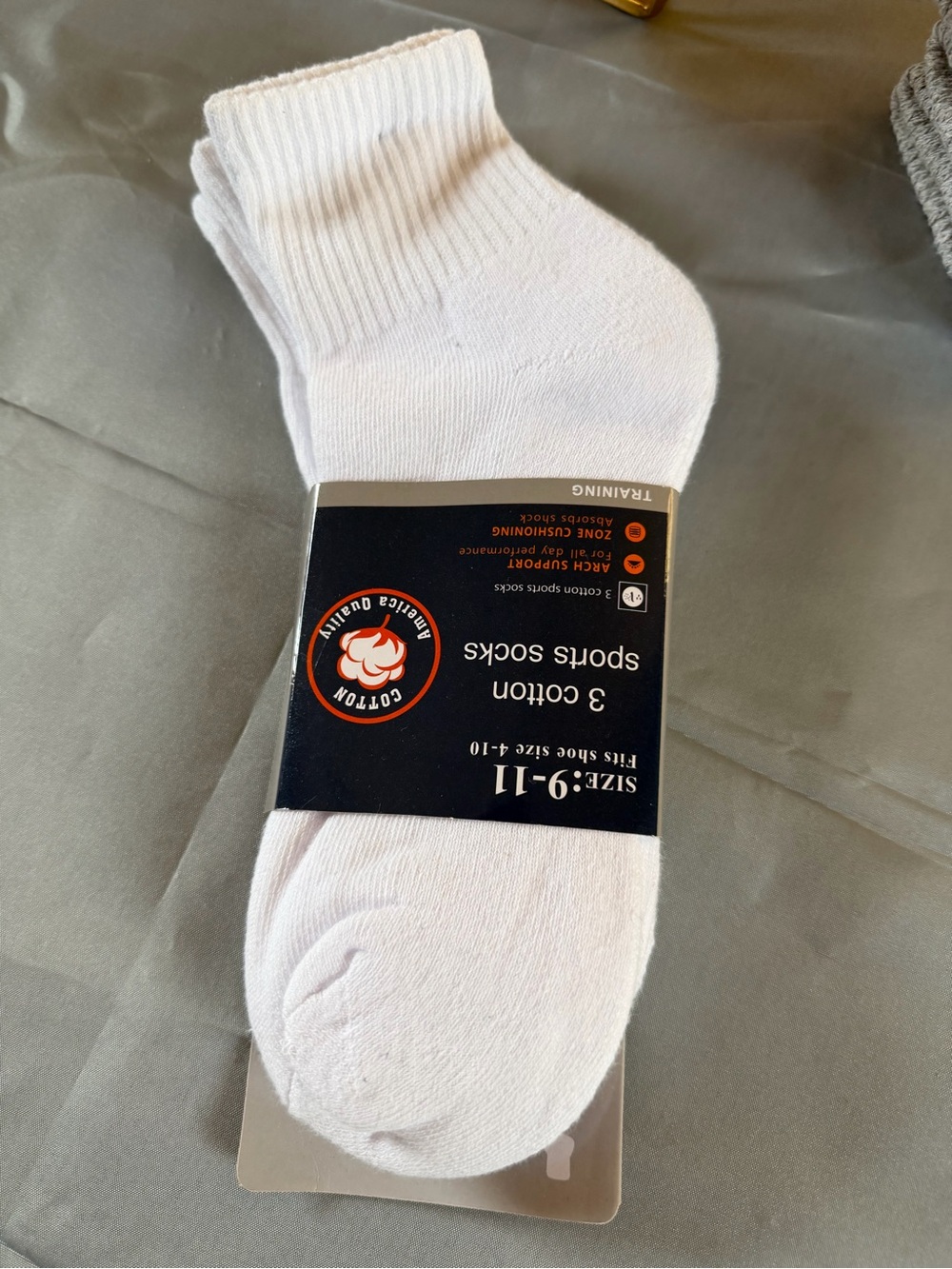 3-Pack White Cotton Sports Socks - Men's Crew (Size 9-11)